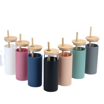 kopen 500 ml kleurrijke glazen waterfles voor buitenreizen met stro bamboe deksel waterfles lichtgewicht voor thuisbureauAangepast Acceptabel online manufacture