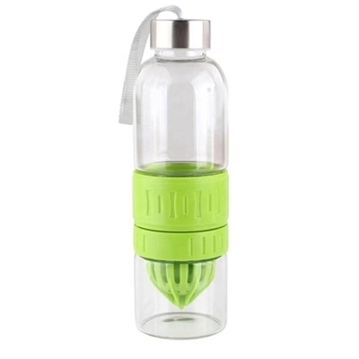 kopen Gemakkelijk te dragen Buiten 700 ml glazen waterfles voor infusie Bpa vrij Tritan herbruikbaar glazen fruit infuser waterfles lekvrije bovenkant en brede mond online manufacture