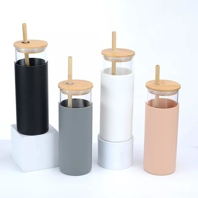 kopen Herbruikbaar ontwerp 20oz 17oz waterfles Residential Glas sap Tumbler Glas drinkfles Met siliconen mouw Eco-vriendelijk Stijlvol online manufacture