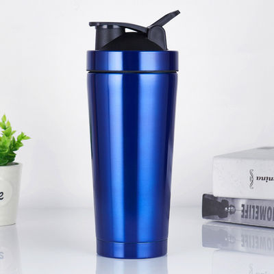 Roestvrij staal shaker fles geluidsvrij 24 oz geïsoleerde metalen shakers flessen beker voor eiwit mengsels en pre-workout 100% lekbestendig