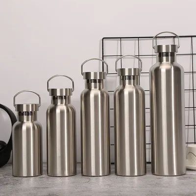 Waterflessen van roestvrij staal 20 oz vacuümgeïsoleerde dubbele wand reisfles met lekkagebestendige deksel van handvat metaal herbruikbare standaard mondfles thermosen voor schoolwandelers cadeau